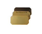 OEMの真鍮の青銅色の札の金属のラベルは袋のための腐食のロゴをめっきする