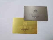 0.5mmの厚さの金属の名刺のDebossのロゴの銀製の金の刷毛引き仕上げ