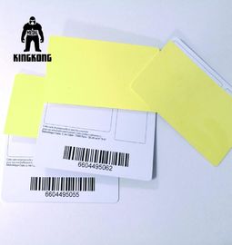 写真学生のスタッフIDによって個人化されるプラスチック カード ポリ塩化ビニールは透明なステッカーを含んでいます