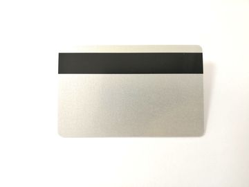 Hicoの黒い気違いの磁気ストライプが付いている贅沢な銀製の光沢のあるブランク ポリ塩化ビニール カード