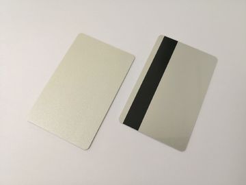 Hicoの黒い気違いの磁気ストライプが付いている贅沢な銀製の光沢のあるブランク ポリ塩化ビニール カード