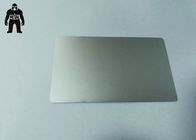陽極酸化された85x54mm明白な銀製はアルミニウム名刺を刻んだ