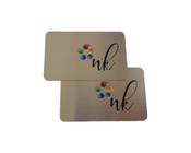 ステンレス鋼 ブラシをかけられた色の金属の名刺の印刷物のロゴ